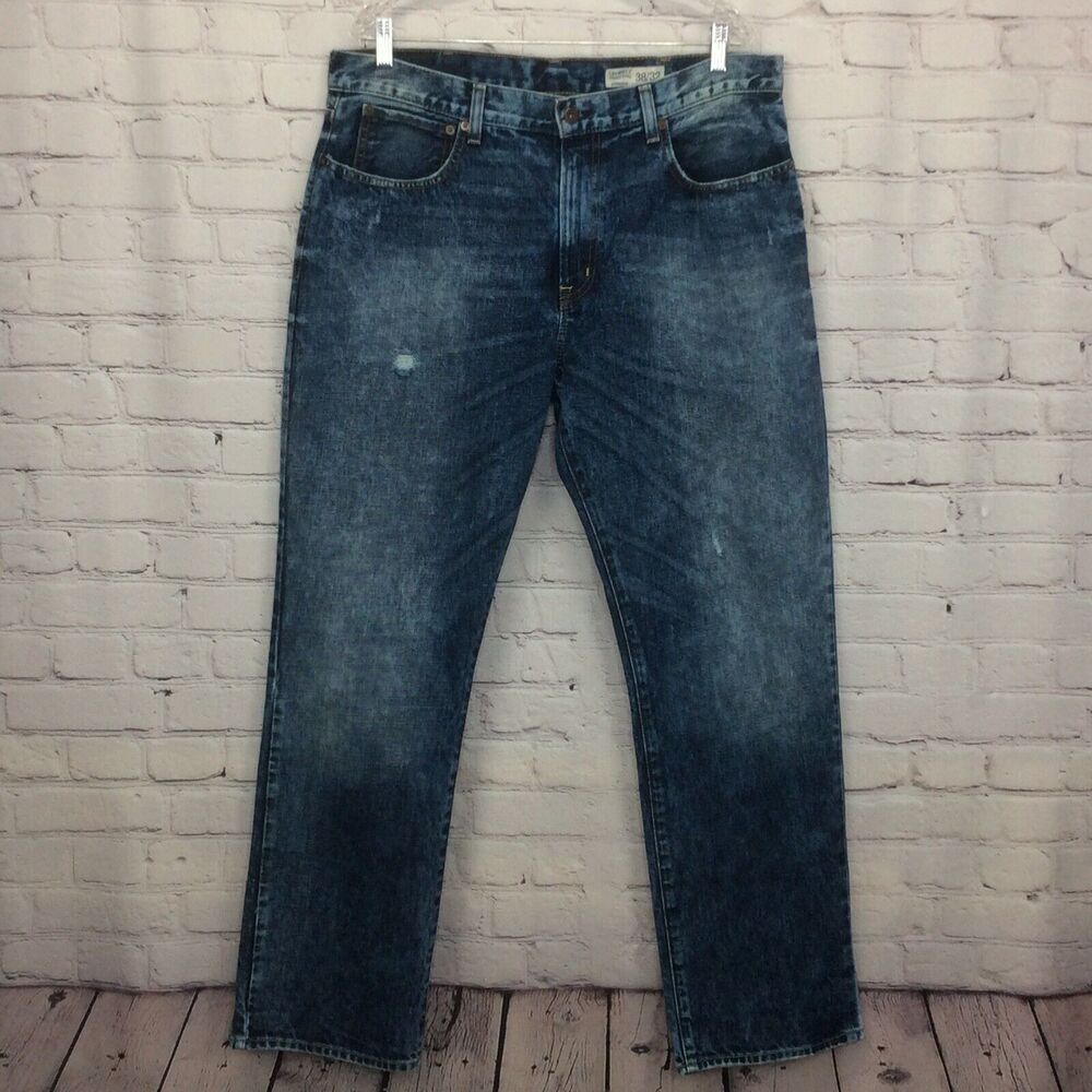 Cremieux Jeans Men's 38x34 Straight Distressed Whiskering Stone Wash Fading